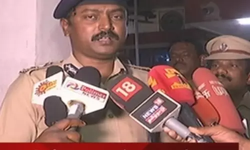 கொடுங்கையூர் லாக்அப் மரணம் - தொடர்பாக 5 போலீசார் சஸ்பெண்ட்