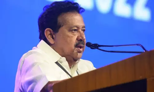 மதுரை காமராஜர் பல்கலைக்கழக பட்டமளிப்பு விழாவை புறக்கணிக்கிறோம் - அமைச்சர் பொன்முடி பரபரப்பு பேட்டி