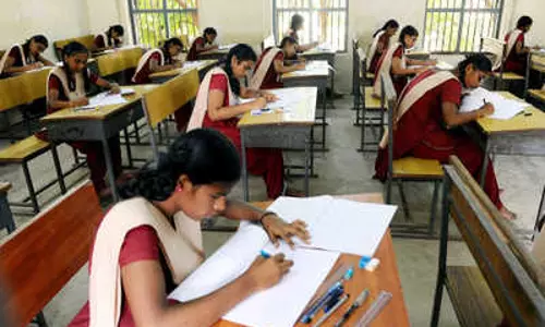 10ம் வகுப்பு பொதுத்தேர்வு மறுகூட்டல் முடிவுகள் இன்று பிற்பகல் 2 மணிக்கு வெளியீடு