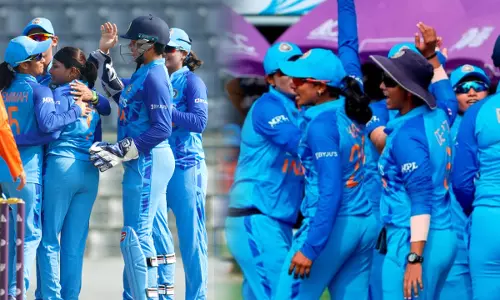 ஆசியக் கோப்பை மகளிர் டி20 கிரிக்கெட் - சாம்பியன் பட்டம் வென்றது இந்திய அணி ஆசியக் கோப்பை மகளிர் டி20 கிரிக்கெட் - சாம்பியன் பட்டம் வென்றது இந்திய அணி