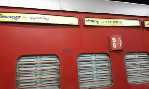 திடீரென கேட்ட பயங்கர சத்தம்!சேரன் எக்ஸ்பிரஸ் ரயிலில் அதிர்ச்சி சம்பவம் -அச்சத்தில் உறைந்த பயணிகள்