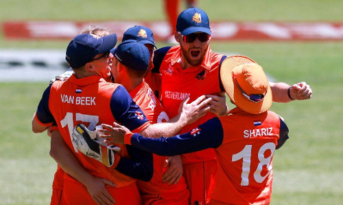 டி20 உலகக்கோப்ப: நெதர்லாந்து அணியிடம் தோல்வி... தொடரில் இருந்து வெளியேறியது தென்னாபிரிக்க அணி.! அரையிறுதியில் இந்திய அணி