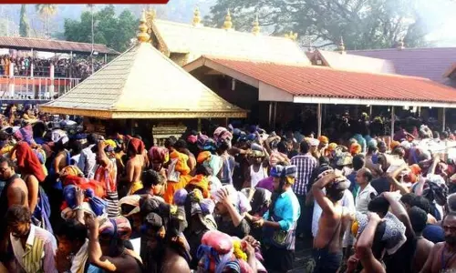 #BREAKING || சபரிமலையில் பெண்களுக்கு அனுமதி | Sabarimalai Temple | Womens Allowed | Ayyappan