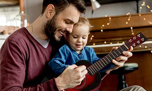 தன் குழந்தைக்காக பாடல் பாடிய தந்தை | cute video