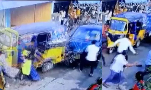 பூஜை போட்ட கையோடு 6 பேர் மீது அசுர வேகத்தில் மோதிய கார் - பதறவைக்கும் சிசிடிவி காட்சி பூஜை போட்ட கையோடு 6 பேர் மீது அசுர வேகத்தில் மோதிய கார் - பதறவைக்கும் சிசிடிவி காட்சி