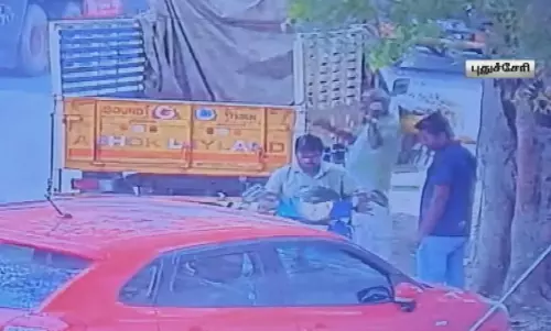 இருசக்கர வாகனம் வாங்குவது போல் நடித்த நபர்.. ஓட்டிப் பார்ப்பதாக கூறி நூதன முறையில் திருட்டு