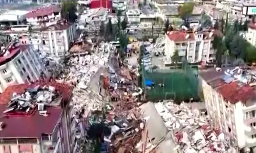 துருக்கி, சிரியாவை சிதைத்த நிலநடுக்கம் - தொடர்ந்து உயரும் பலி எண்ணிக்கை