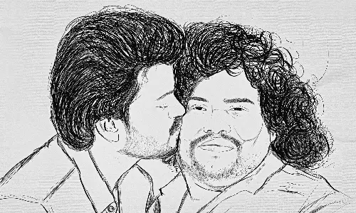 முத்தமிட்ட விஜய்... - ட்விட்டரில் பகிர்ந்த யோகி பாபு