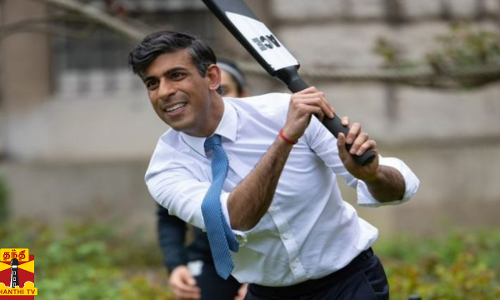 இங்கிலாந்து நாட்டு பிரதமர் ரிஷி சுனக்கிற்கு பந்துவீசிய இங்கிலாந்து வீரர்கள்.... வைரலாகும் வீடியோ