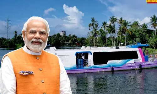 இந்தியாவிலேயே முதன் முறையாக... கேரளாவில் மெட்ரோ படகு சேவை