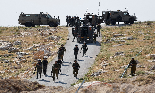 பாலஸ்தீனியப் பள்ளியை இடித்துத் தரைமட்டமாக்கிய இஸ்ரேல்... கல்வி பயின்று வந்த குழந்தைகளின் படிப்பு கேள்விக்குறி