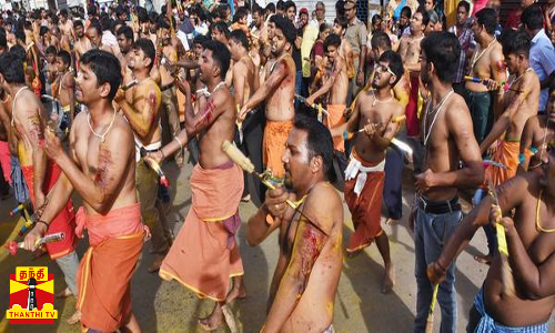 ரத்தம் சொட்ட சொட்ட நடனம்