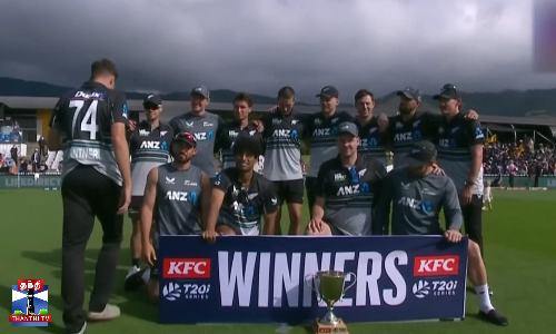 குசல் பெரேரா சதம் - இலங்கை ஆறுதல் வெற்றி