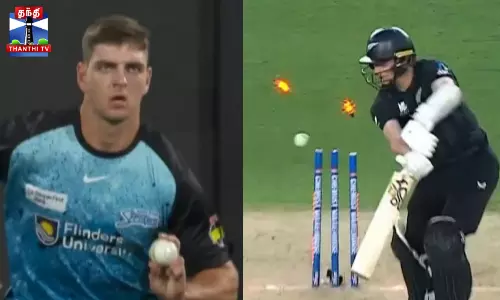 பிக்பேஷ் லீக் - பந்துவீசிய மகன் - கேட்ச் பிடித்த தந்தை பிக்பேஷ் லீக் - பந்துவீசிய மகன் - கேட்ச் பிடித்த தந்தை