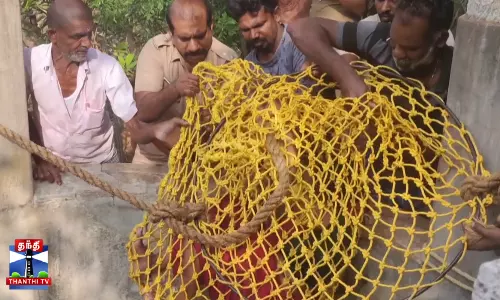 120 அடி ஆழ கிணற்றில் குதித்து தற்கொலை முயற்சி - போராடி காப்பாற்றிய தீயணைப்புத்துறை