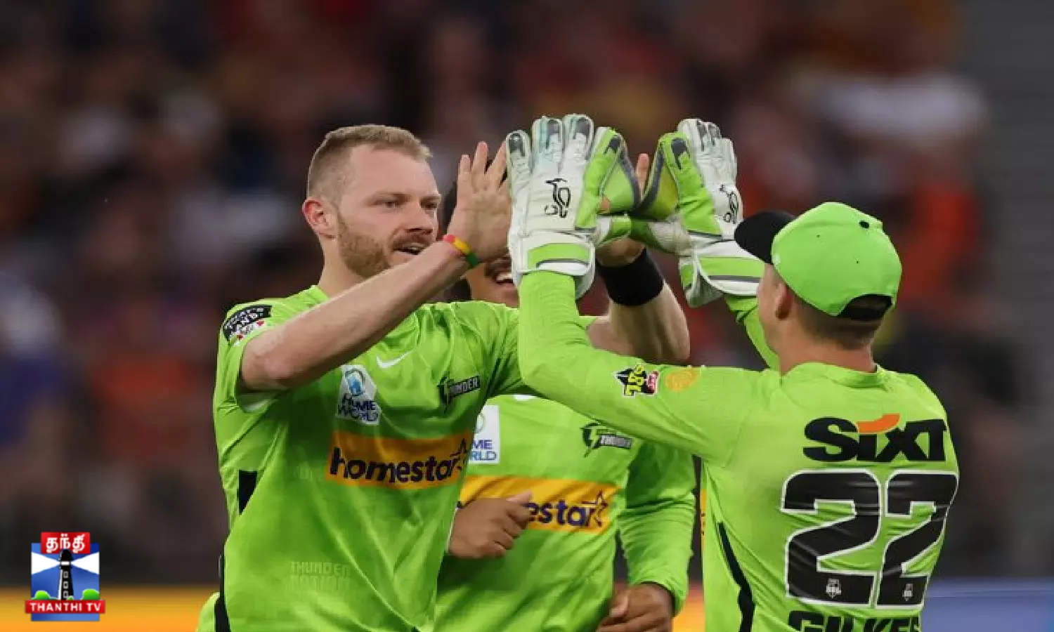 பிக்பாஷ் லீக் டி20 - நாக் அவுட் போட்டியில் சிட்னி தண்டர்ஸ் வெற்றி