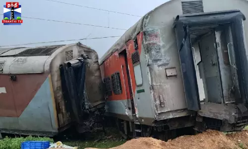 தண்டவாளத்தில் வந்து நின்ற மாணவி - ரயில் மோதி உயிரிழப்பு