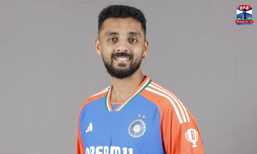 5 விக்கெட் வீழ்த்தி ஆட்டநாயகன் விருது வென்ற வருண் 5 விக்கெட் வீழ்த்தி ஆட்டநாயகன் விருது வென்ற வருண்