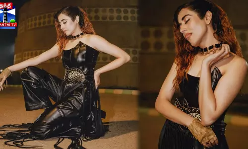 ஜோனிடா காந்தி இன்ஸ்டா போட்டோஸ், வீடியோஸ் வைரல் ஜோனிடா காந்தி இன்ஸ்டா போட்டோஸ், வீடியோஸ் வைரல்