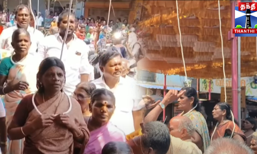 தூக்கு கயிறுடன் பெண்கள் நூதன போராட்டம்