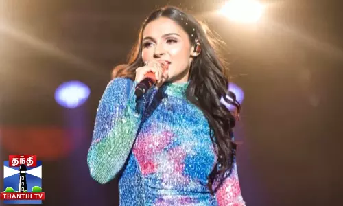 ஆங்கில பாடலை பாடி VIBE-ஆன ஆன்ட்ரியா