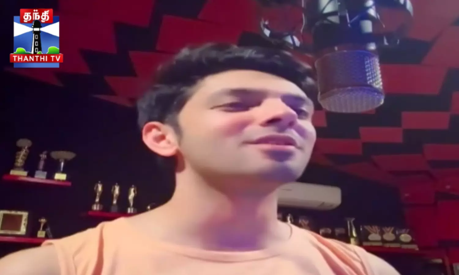 டிரெண்டான ஹிருதயம் லோபலா - அனிருத் உற்சாகம்