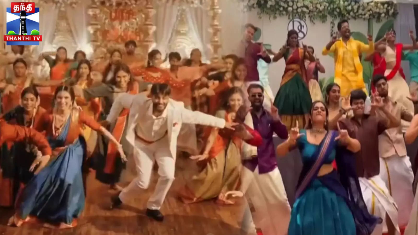 இணையத்தில் கவனம் ஈர்க்கும் நடன வீடியோ