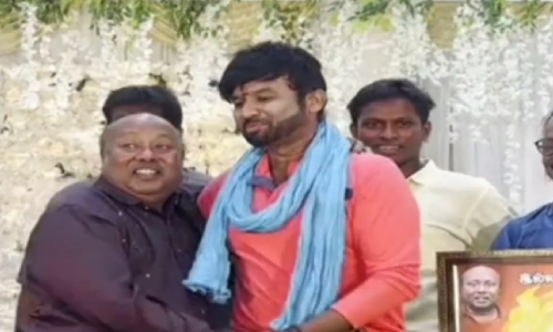 லொல்லுசபா மனோகர் மகள் திருமண நிகழ்ச்சி - கூல் சுரேஷ் உற்சாகம்