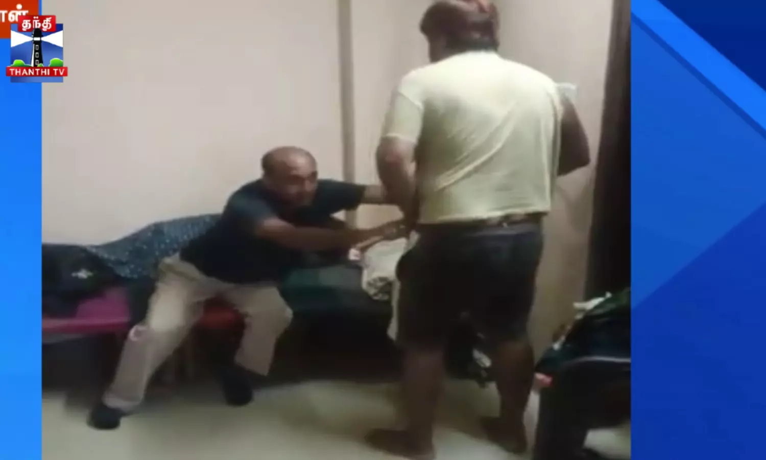 இணைப்பை துண்டித்ததால் பெற்ற தாயையே அடித்துக்கொன்ற மகன்