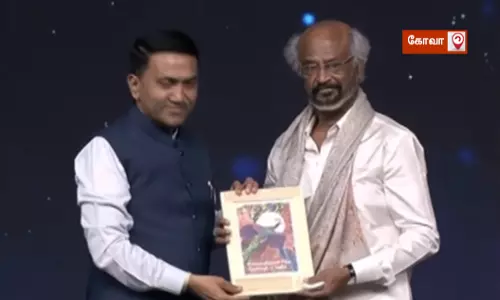 வாழ்நாள் சாதனையாளர் விருது பெற்ற ரஜினிகாந்த்