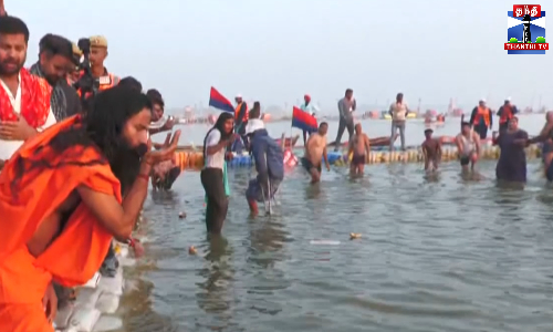 மகா மேளாவில் யோகா குரு ராம்தேவ் பிரார்த்தனை